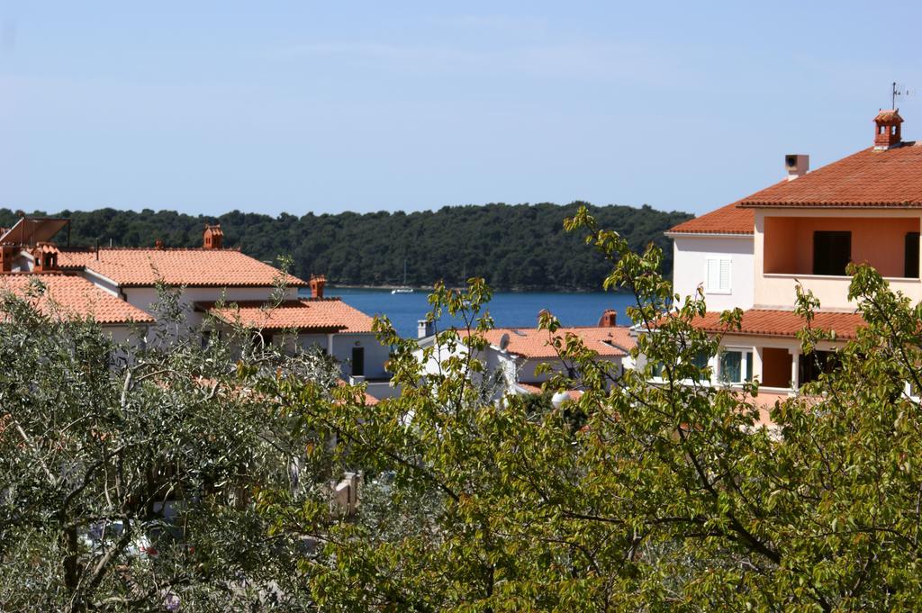 Apartments Cezar Vinkuran Esterno foto