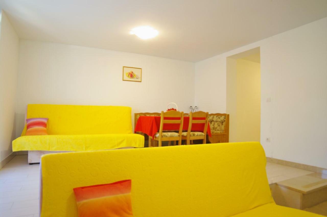 Apartments Cezar Vinkuran Esterno foto