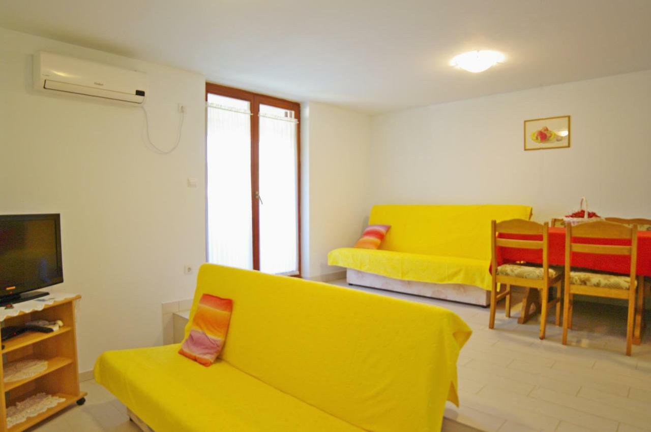 Apartments Cezar Vinkuran Esterno foto