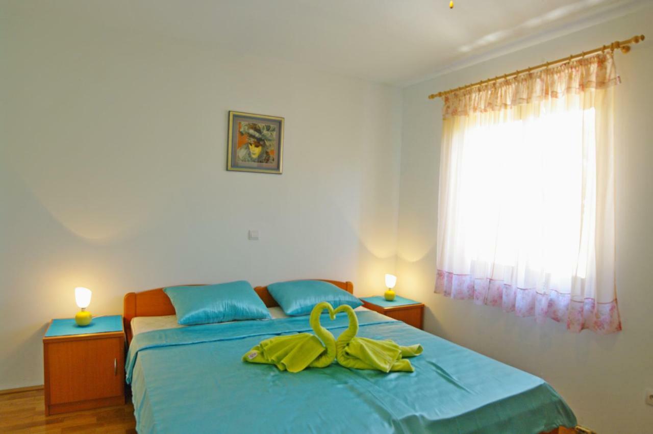 Apartments Cezar Vinkuran Esterno foto